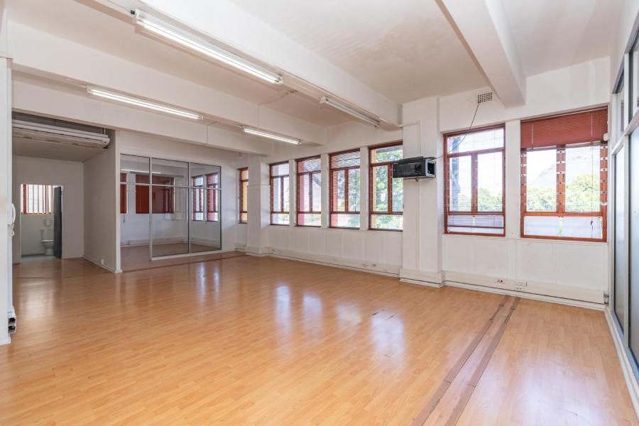 To Let commercial Property for Rent in Bo Kaap Western Cape